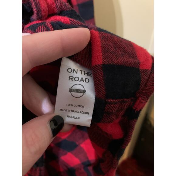 On The Road Red and Black Buffalo Plaid Long Sleeve Shirt Size Medium - Picture 5 of 10
